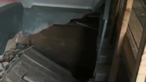 DETALII NOI despre prăbuşirea scării unui bloc din Şoldăneşti. Concluziile preliminare ale anchetei