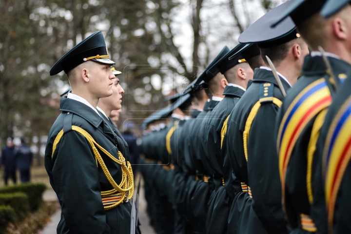 RĂZBOIUL DE LA NISTRU. Conducerea de vârf a ţării a depus flori în cinstea eroilor (FOTOREPORT)