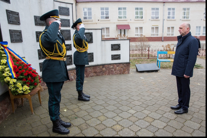 Premierul Pavel Filip, către veterani: Ziua de astăzi trebuie să fie una a uniunii noastre naționale (FOTO)