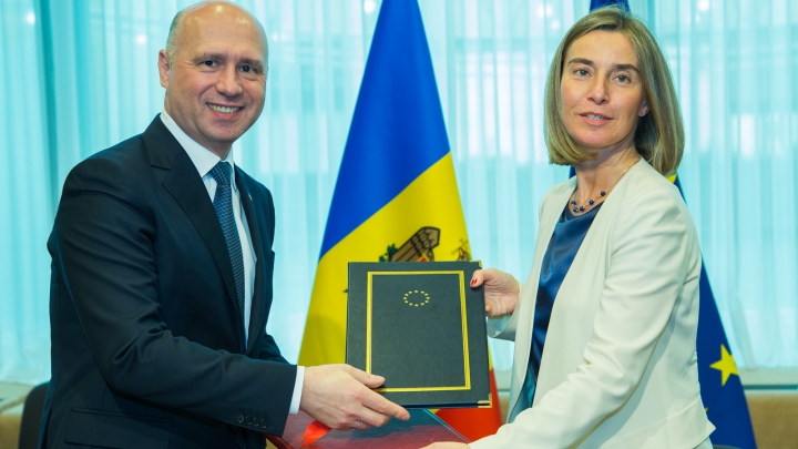 Progresele Republicii Moldova, discutate de Pavel Filip cu şefa diplomaţiei europene (FOTO/VIDEO)