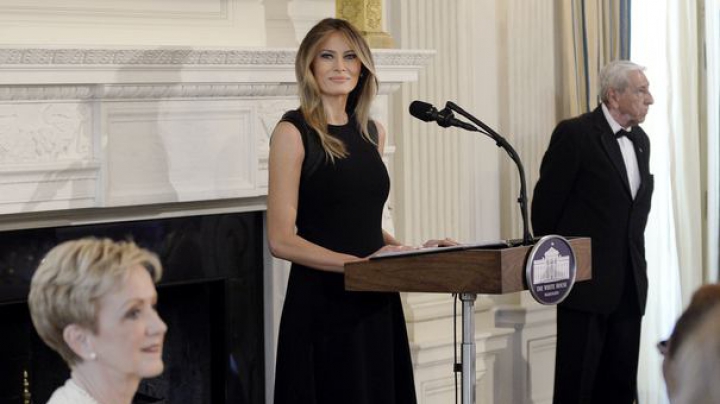 Melania Trump a găzduit primul său dejun oficial ca Primă Doamnă (FOTO/VIDEO)