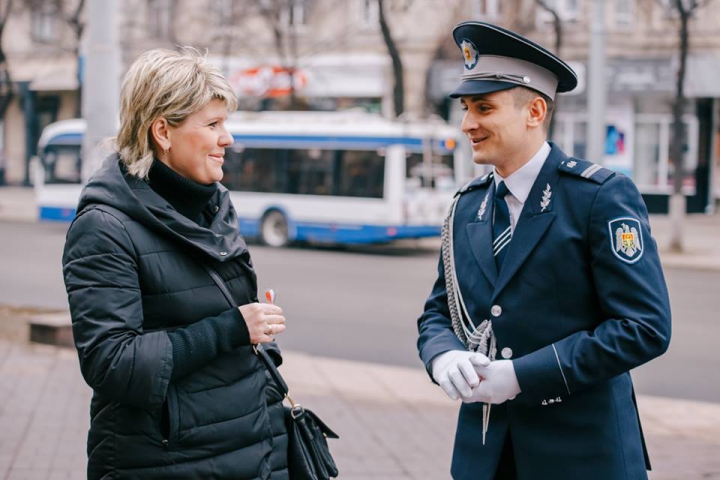 Ministerul Afacerilor Interne a vestit sosirea primăverii şi a primit mesaje de felicitare de la cetăţeni (FOTO)