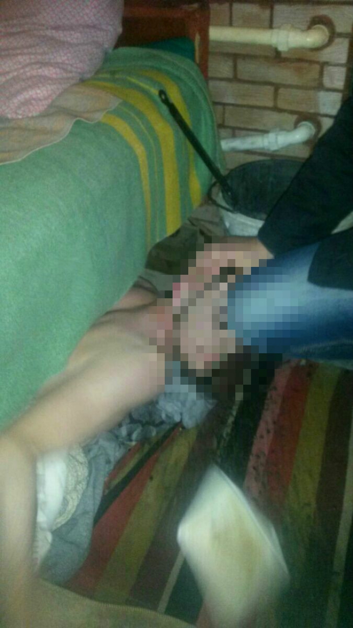 Se dădea drept angajat al SIS şi FSB! Cine e tânărul care şantaja persoane şi s-a ascuns sub pat (FOTO)