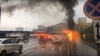 SFÂRŞIT CUMPLIT! Un bărbat a murit după ce maşina în care se afla s-a lovit de un parapet şi a luat foc (VIDEO)