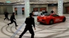 Scene rupte din filme într-un mall din Moscova. Un fost primar, surprins cum gonea o maşină marca Ferrari