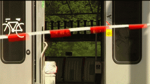 Atac armat într-un tren din SUA. Un om a murit, iar trei au fost răniți