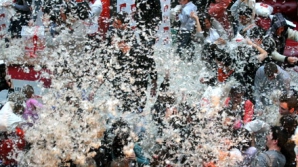 Bătăi pufoase în mai multe orașe din diferite colțuri ale lumii