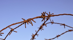 Ungaria a luat noi măsuri pentru a opri imigranții: A fost construit ÎNCĂ UN GARD la frontiera cu Serbia