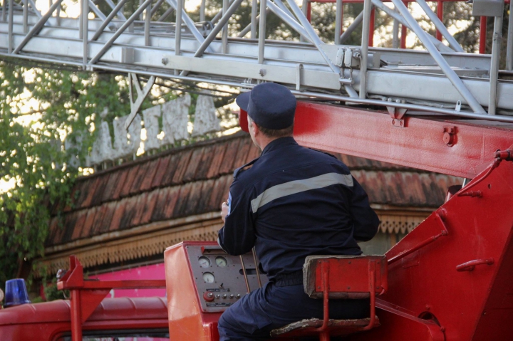 A patra zi de MOBILIZARE GENERALĂ! Cum au decurs lucrările de salubrizare a Capitalei (FOTO/VIDEO)