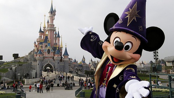 Disneyland Paris şi-a redeschis porţile, după aproape opt luni de închidere