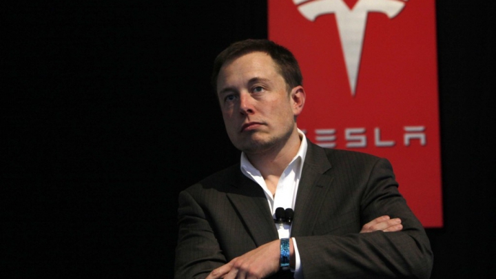 Compania Tesla a devenit cel mai valoros producător de maşini din Statele Unite