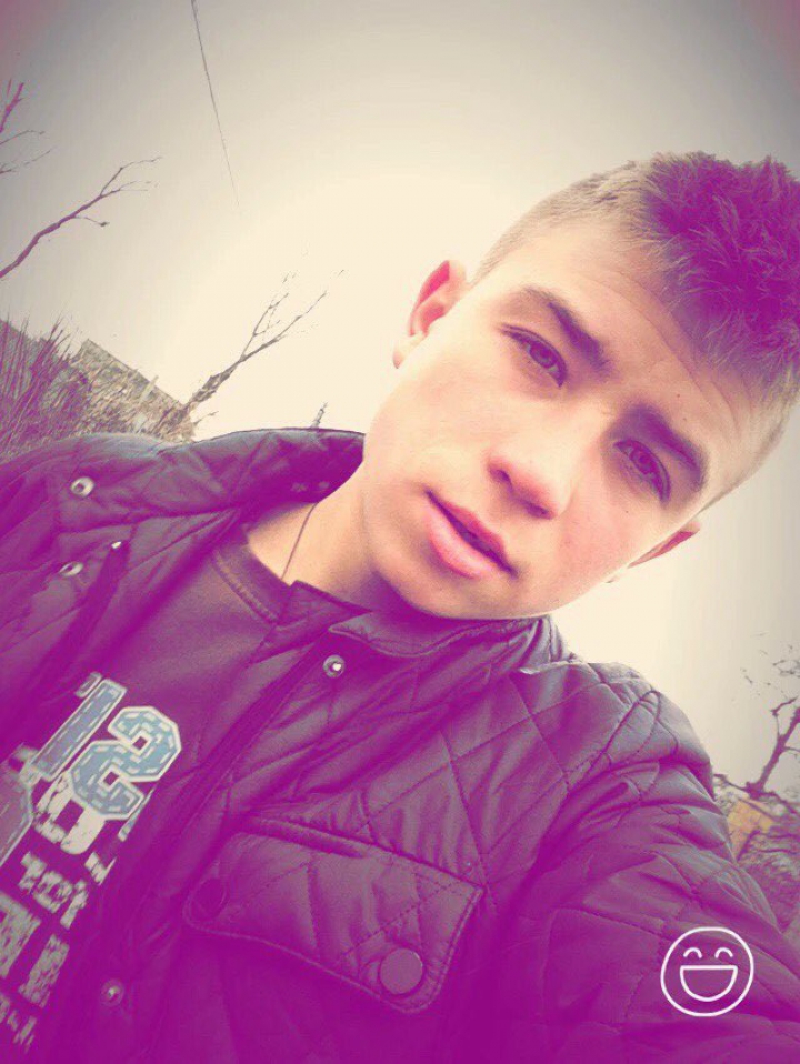 Un tânăr de 16 ani a ajuns în Chişinău, apoi a dispărut FĂRĂ URMĂ. Rudele îl caută cu disperare