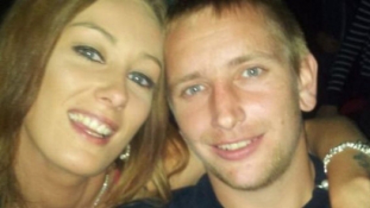 Un tânăr s-a sinucis după ce a aflat că iubita lui avea combinaţii cu mafioţii! E ALARMANT cu ce se ocupa fata