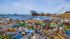 Un proiect controversat promite să elimine deșeurile de plastic din oceane