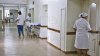 Situație halucinantă: O mamă cu orgoliul nesatisfăcut și-a băgat în spital copilul din CAUZA UNEI NOTE PROASTE