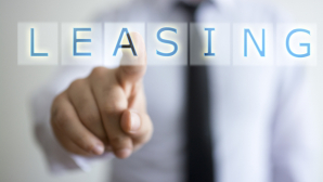 Tot mai mulţi moldoveni cumpără mărfuri în leasing