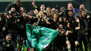 Sărbătoare de zile mari la clubul Chelsea după câştigarea titlului de campioană a Angliei