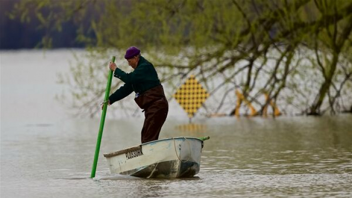 Inundații devastatoare în Canada: Peste 3.400 de persoane au fost evacuate în Quebec, Ontario și British Columbia