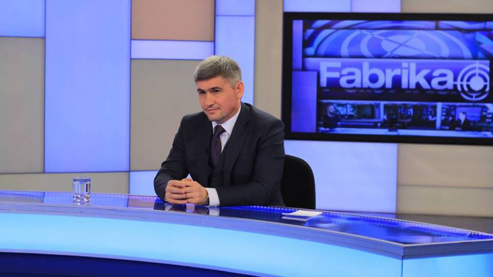 Ministrul Afacerilor Interne, Alexandru Jizdan, vine în această seară la FABRIKA