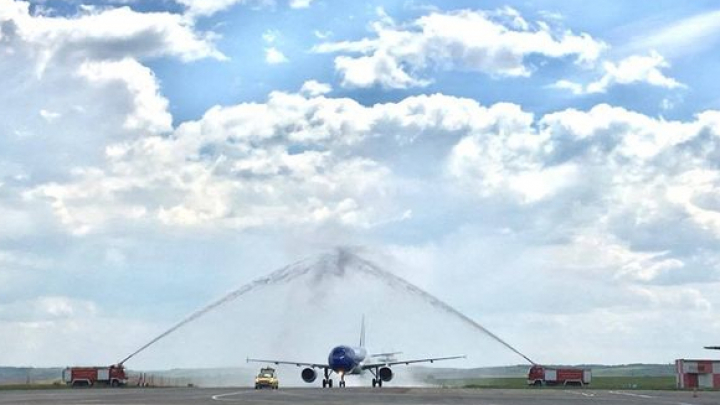 Un nou avion în flota Air Moldova. Când a fost construit şi de unde a fost cumpărat (FOTO)