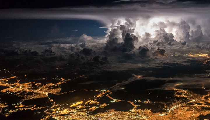 Lumea văzută prin ochii unui pilot! FOTOGRAFII SENZAŢIONALE care fac ÎNCONJURUL LUMII