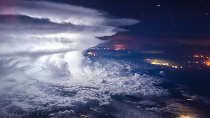 Lumea văzută prin ochii unui pilot! FOTOGRAFII SENZAŢIONALE care fac ÎNCONJURUL LUMII