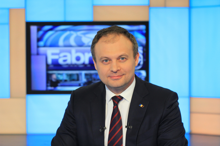 Andrian Candu, invitat la Fabrika. Despre votul uninominal, votul mixt și compromisul larg din Parlament (LIVE TEXT)