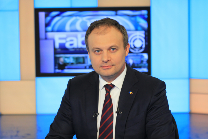 Andrian Candu, invitat la Fabrika. Despre votul uninominal, votul mixt și compromisul larg din Parlament (LIVE TEXT)