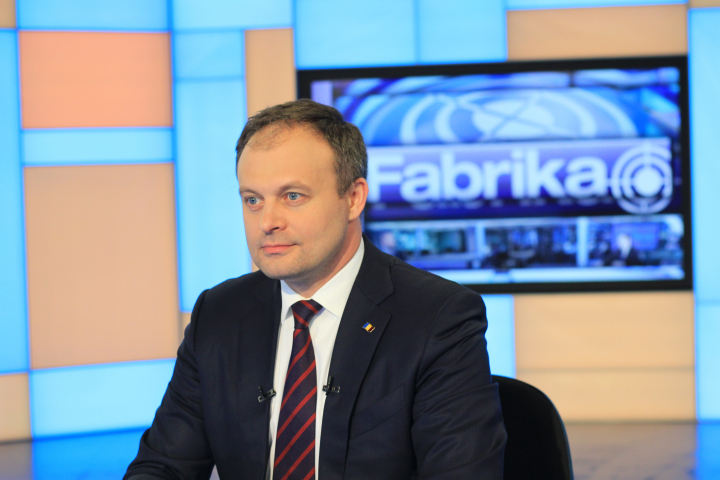 Andrian Candu, invitat la Fabrika. Despre votul uninominal, votul mixt și compromisul larg din Parlament (LIVE TEXT)