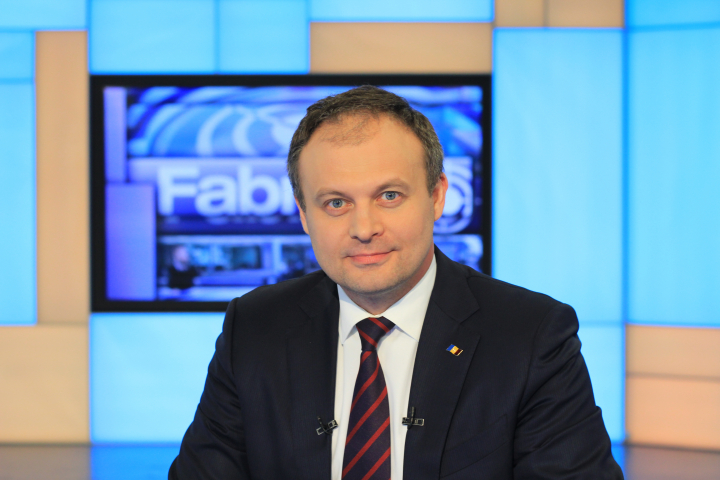 Andrian Candu, invitat la Fabrika. Despre votul uninominal, votul mixt și compromisul larg din Parlament (LIVE TEXT)