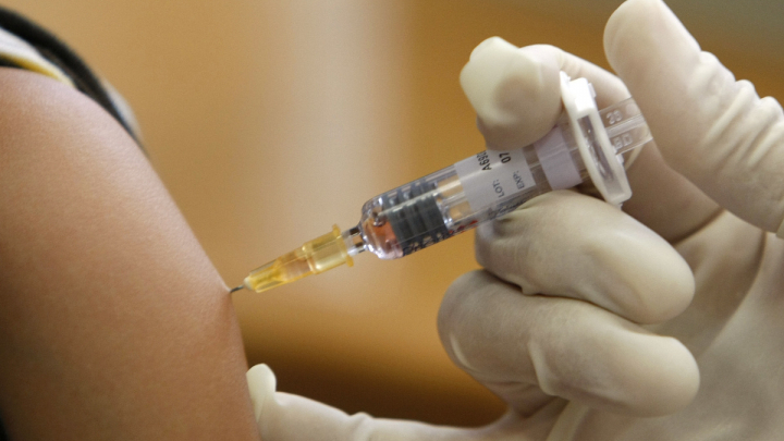 Italia va da o lege care prevede neacceptarea copiilor nevaccinați în școlile de stat