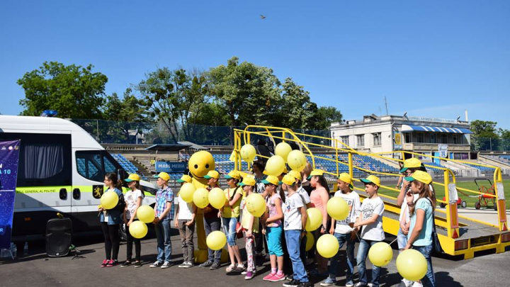 INP a lansat campania "Transportă copilul tău în siguranţă" (FOTO)