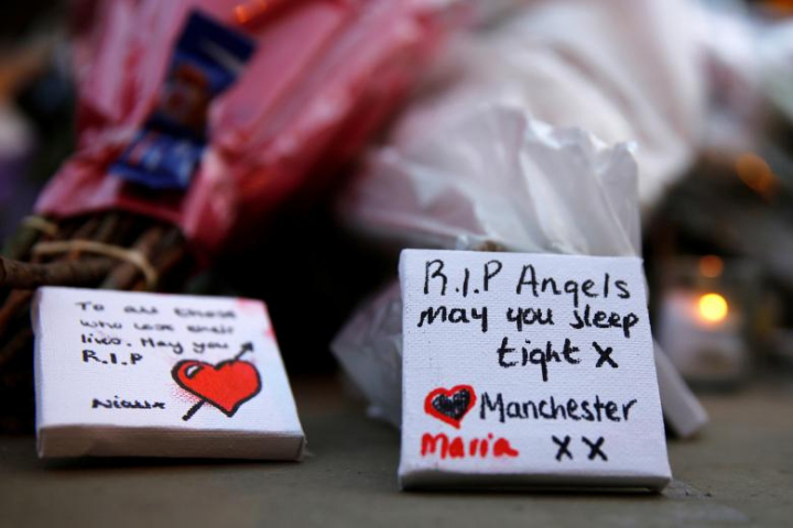 Victimele atentatului de pe Manchester Arena, comemorate în întreaga lume (Galerie FOTO)