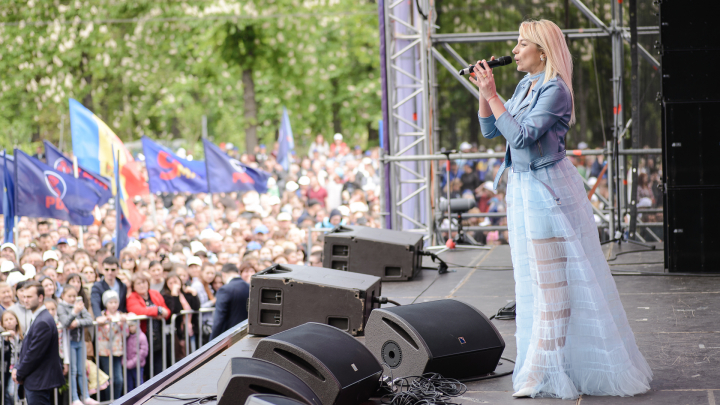 CONCERT GRANDIOS în PMAN de Ziua Victoriei şi Ziua Europei. 50.000 de oameni, prezenţi la eveniment (FOTO/LIVE VIDEO)