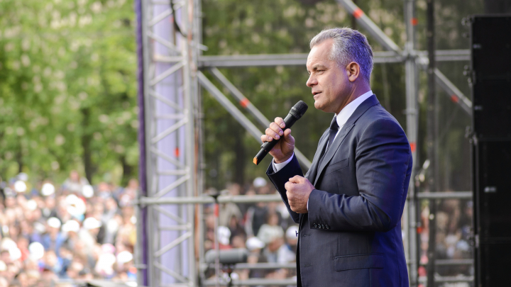 CONCERT GRANDIOS în PMAN de Ziua Victoriei şi Ziua Europei. 50.000 de oameni, prezenţi la eveniment (FOTO/LIVE VIDEO)