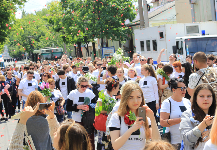 "Fără Frică!"  FOTOREPORT de la parada minorităților sexuale din Moldova (VIDEO)