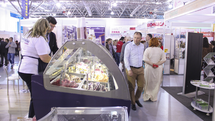 Eveniment Food and Drink: Gurmanzii sunt invitaţi să guste din delicii gastronomice la o expoziţie din Capitală