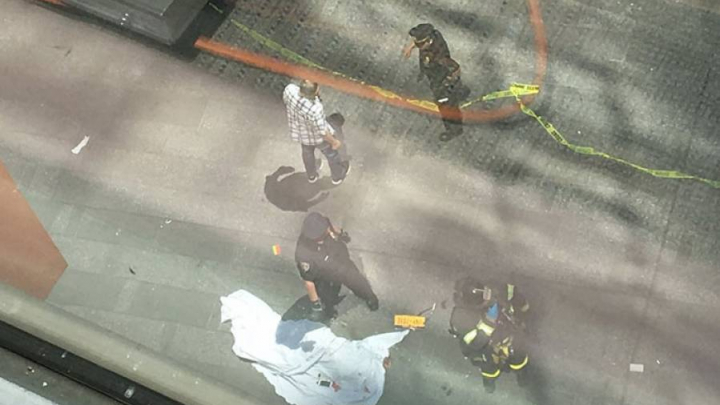 New York: O mașină a intrat într-o mulțime de oameni. Un om mort și 22 răniți. Şoferul, identificat (FOTO/VIDEO)