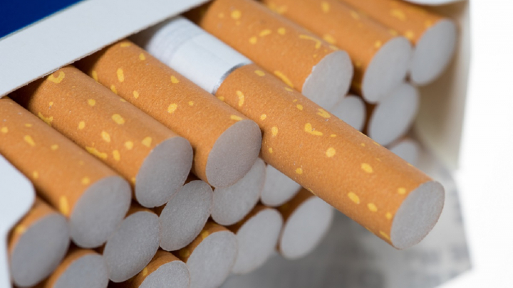 Fiscul a împărţit amenzi de peste UN MILION DE LEI comercianţilor de ţigări