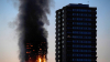 Incendiul din Londra. Un copil a fost aruncat de la etajul 10 pentru a fi salvat de flăcări (VIDEO)