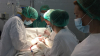 Moldova are MEDICI DE AUR! Au salvat viaţa unui nou-născut care avea o tumoare de 632 de grame (FOTO)