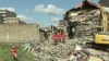 O clădire cu opt etaje s-a prăbuşit în localitatea Nairobi din Kenya. 10 oameni, blocaţi sub dărâmături