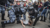 Rusia: Aproape 1.000 de manifestanţi au fost reţinuţi la protestul anticorupție desfășurat în centrul Moscovei