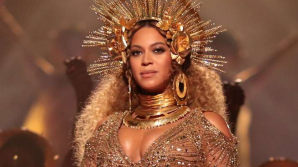 Beyonce va naște gemenii acasă. Cântăreața și-a amenajat în locuinţă un întreg salon de maternitate