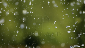 Cerul variabil, ploi slabe de scurtă durată însoțite de descărcări electrice. Care vor fi maximele termice