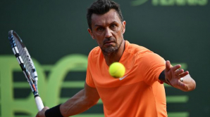 Fostul fotbalist Paolo Maldini a jucat primul meci de tenis