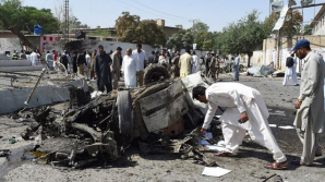 Noi atentate sângeroase în Pakistan, soldate cu 37 de morţi şi peste 100 de răniţi