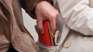 Zeci de minori erau obligați să fure în Franța. Părinții organizau în detaliu activitatea infracțională a copiilor