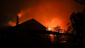 INCENDIU PUTERNIC în Buiucani. ARD crengile uscate depozitate în urma urgiei din aprilie (VIDEO)