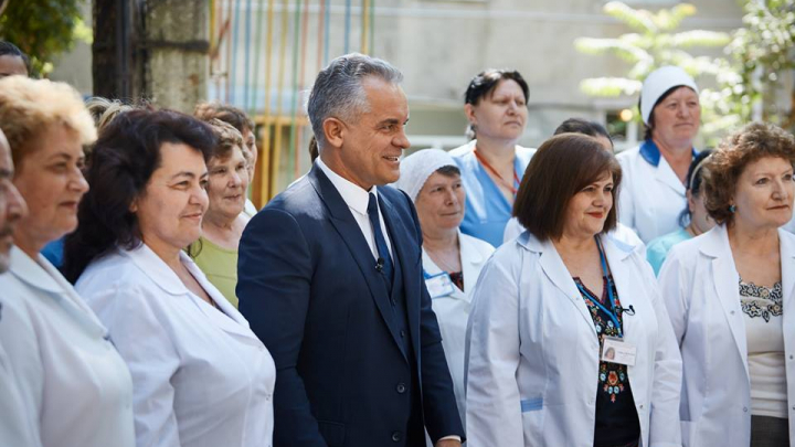 Vlad Plahotniuc, mesaj de felicitare cu ocazia Zilei profesionale a lucrătorului medical şi a farmacistului